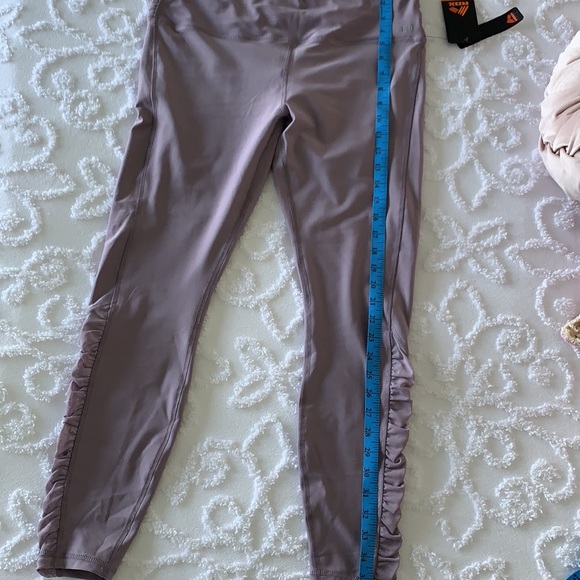 NWT lilac RBX active pants - Picture 9 of 9